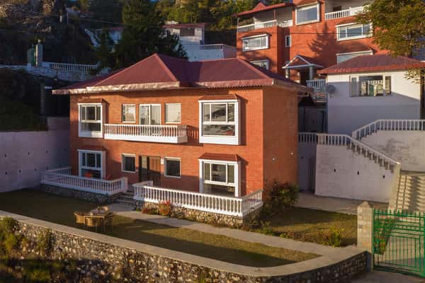 Book Your Luxurious Stay Ivy Albert Estate In Mussoorie