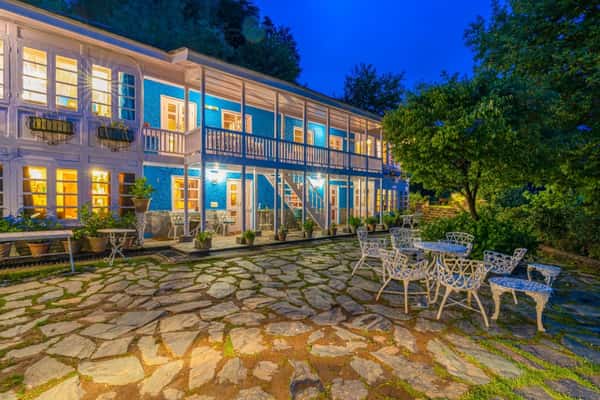 Book Your Luxurious Stay Violet Hill Mashobra In Shimla, Himachal