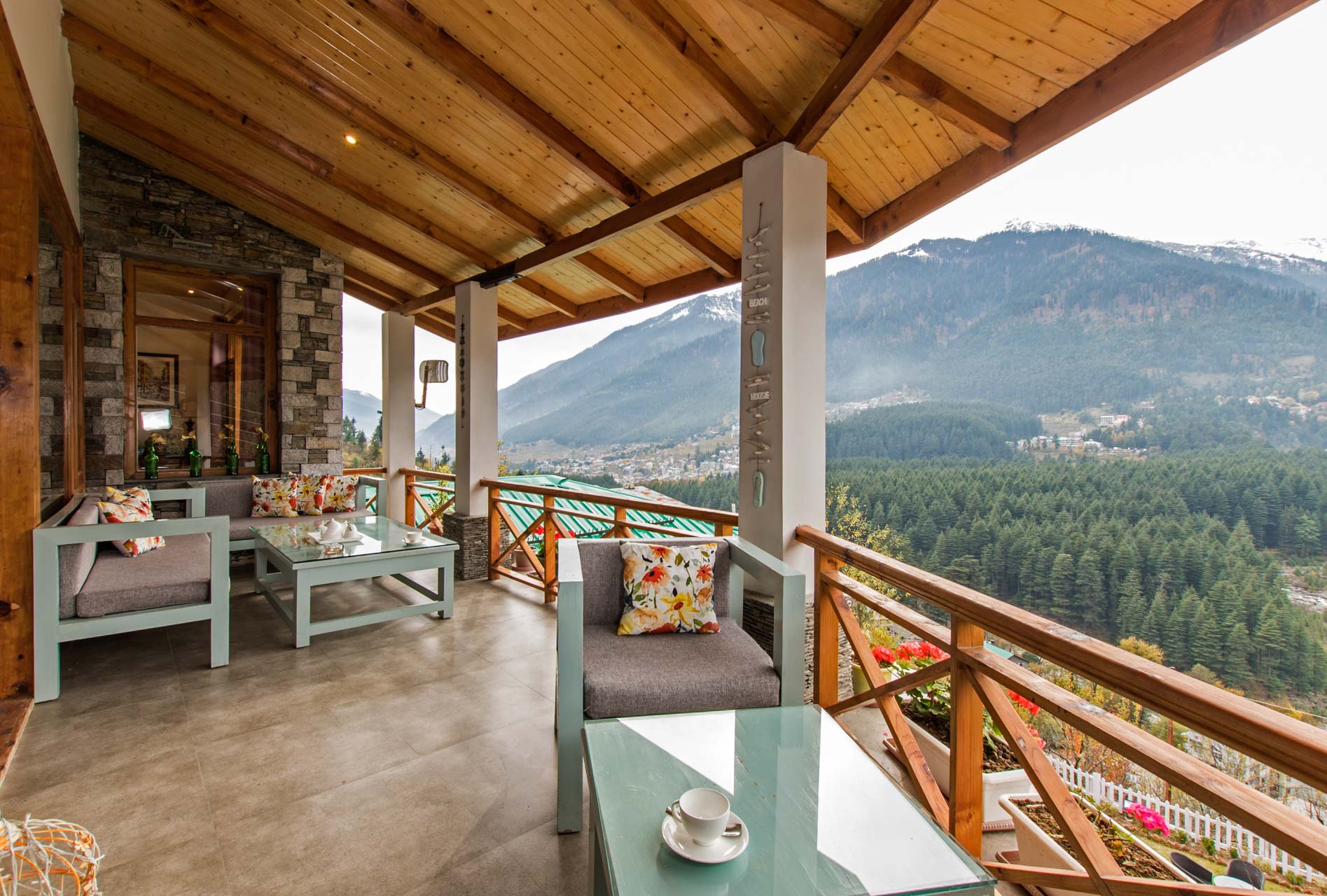 4 Rooms @ Tulip Terraces