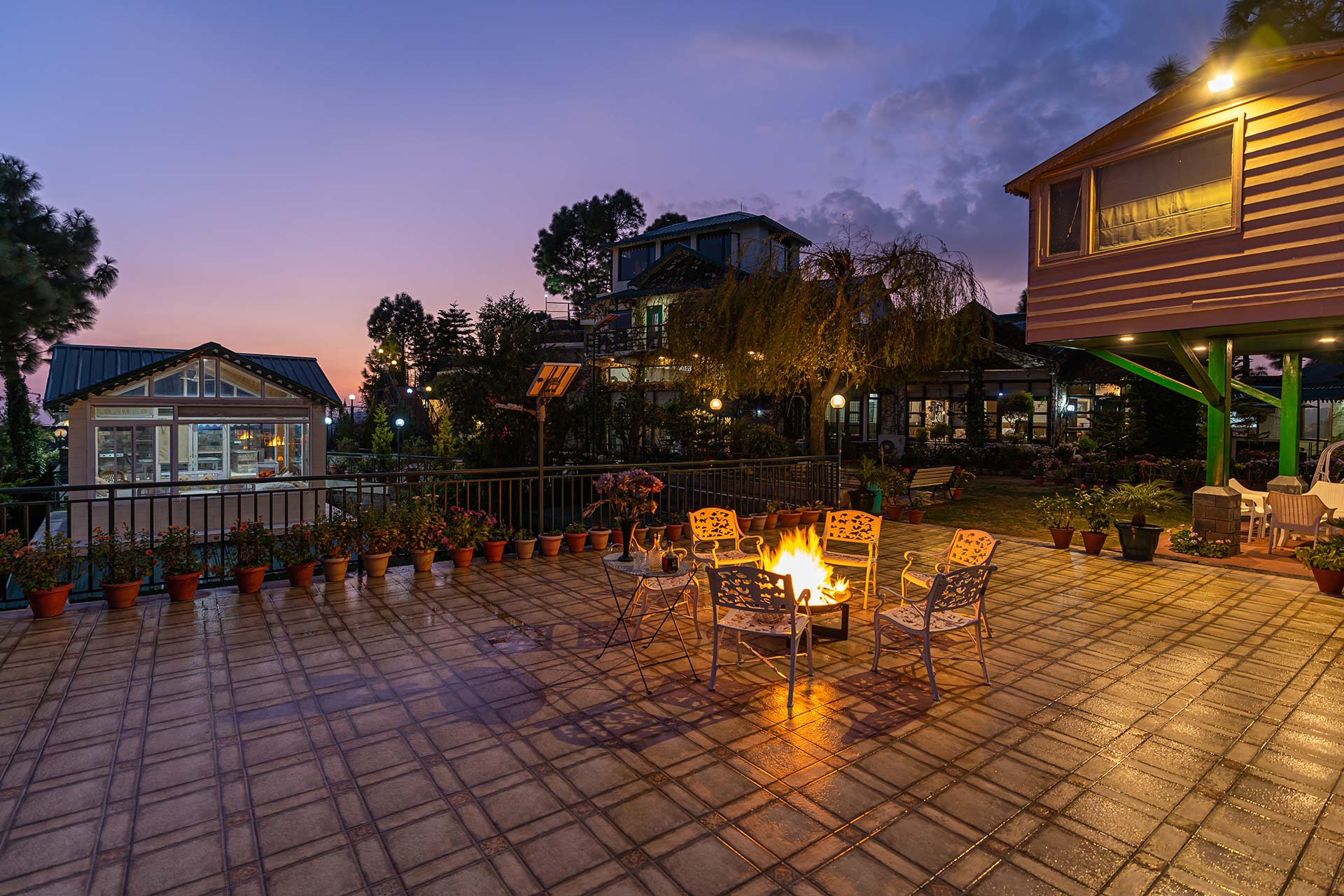 4 Rooms @ Villa Mountain Crest w/ Outdoor Pool - Image 5