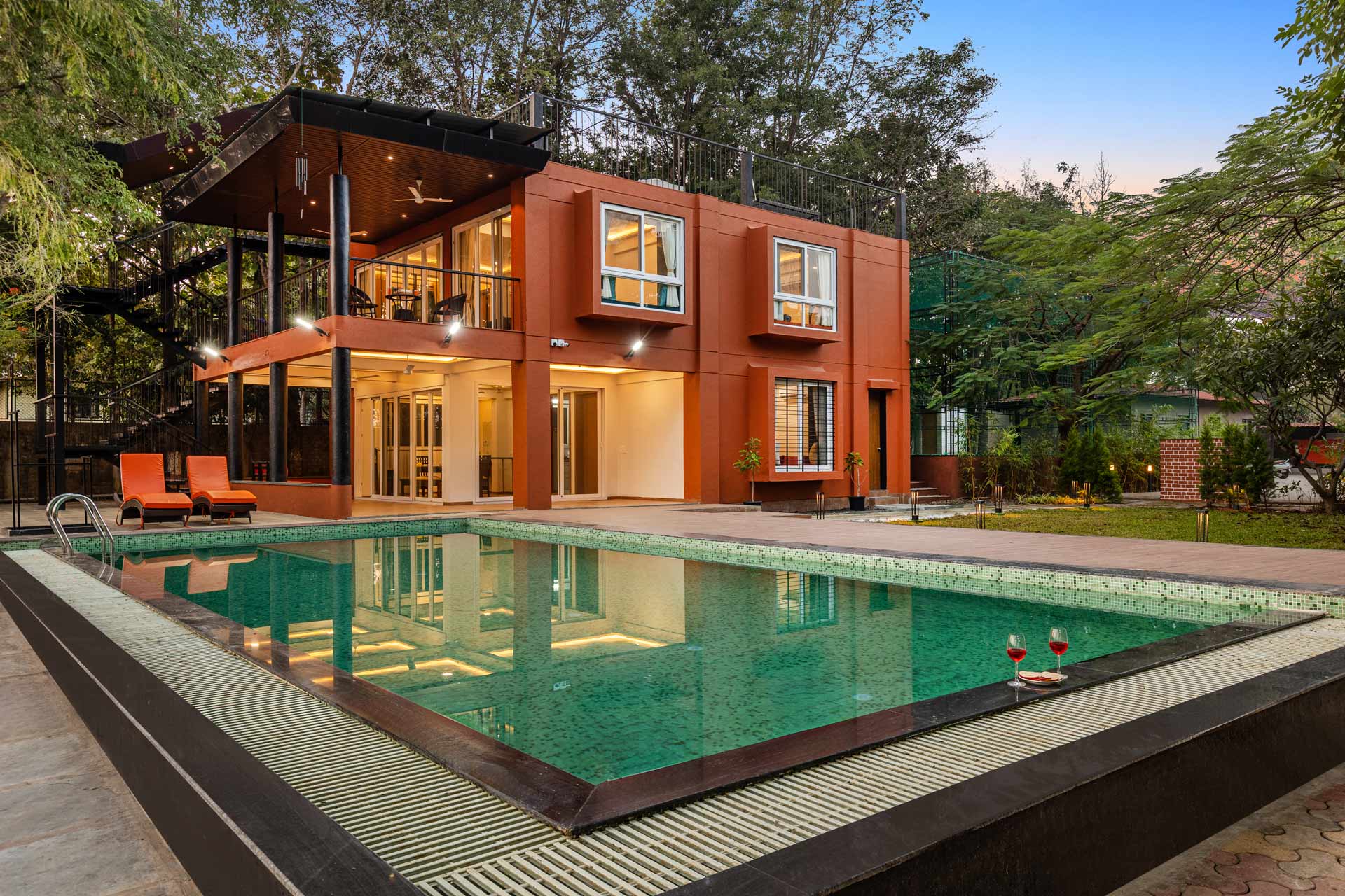 Advay Villa