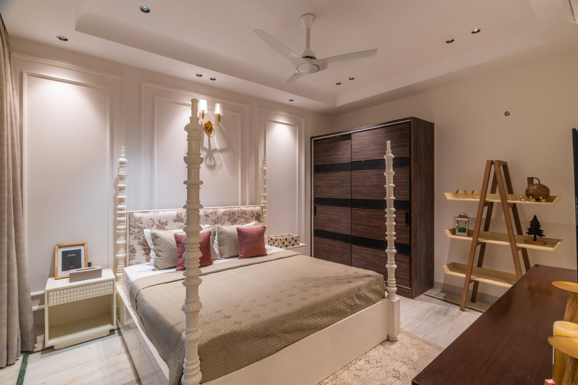 Barton Estate w/ Outdoor Pool - Manesar