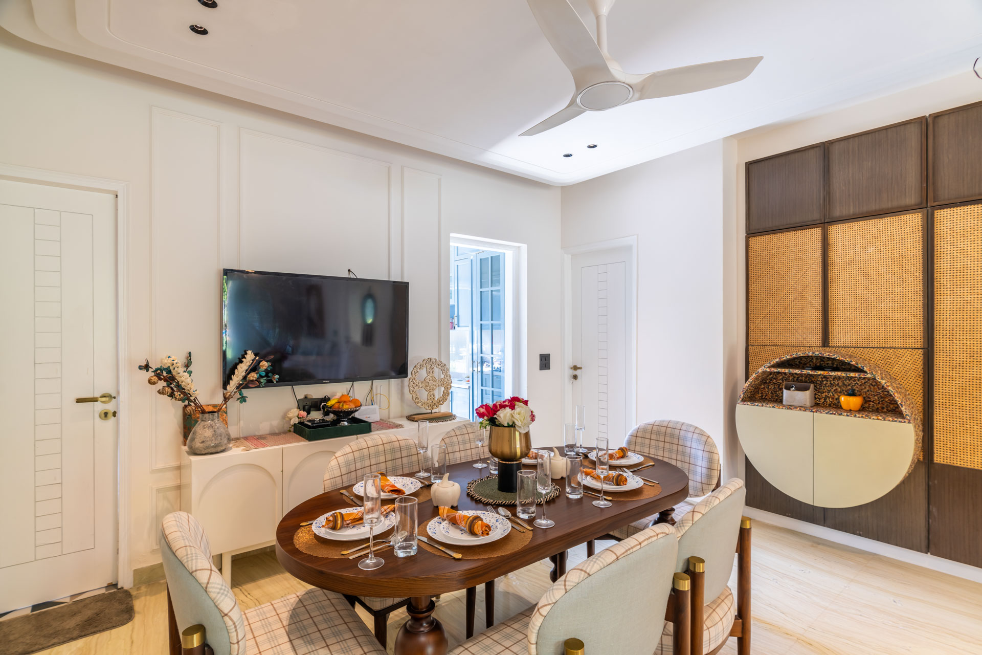 Barton Estate w/ Outdoor Pool - Manesar - Image 5