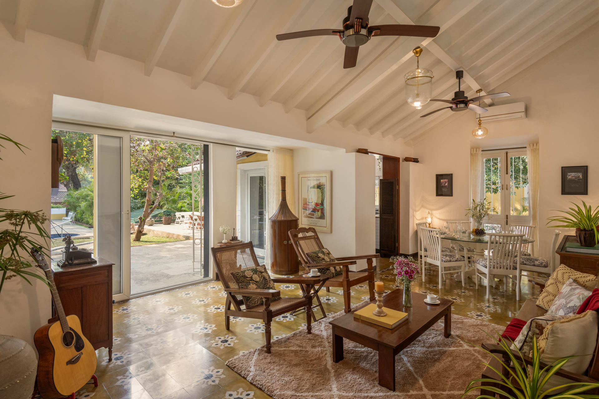 Casa Dora