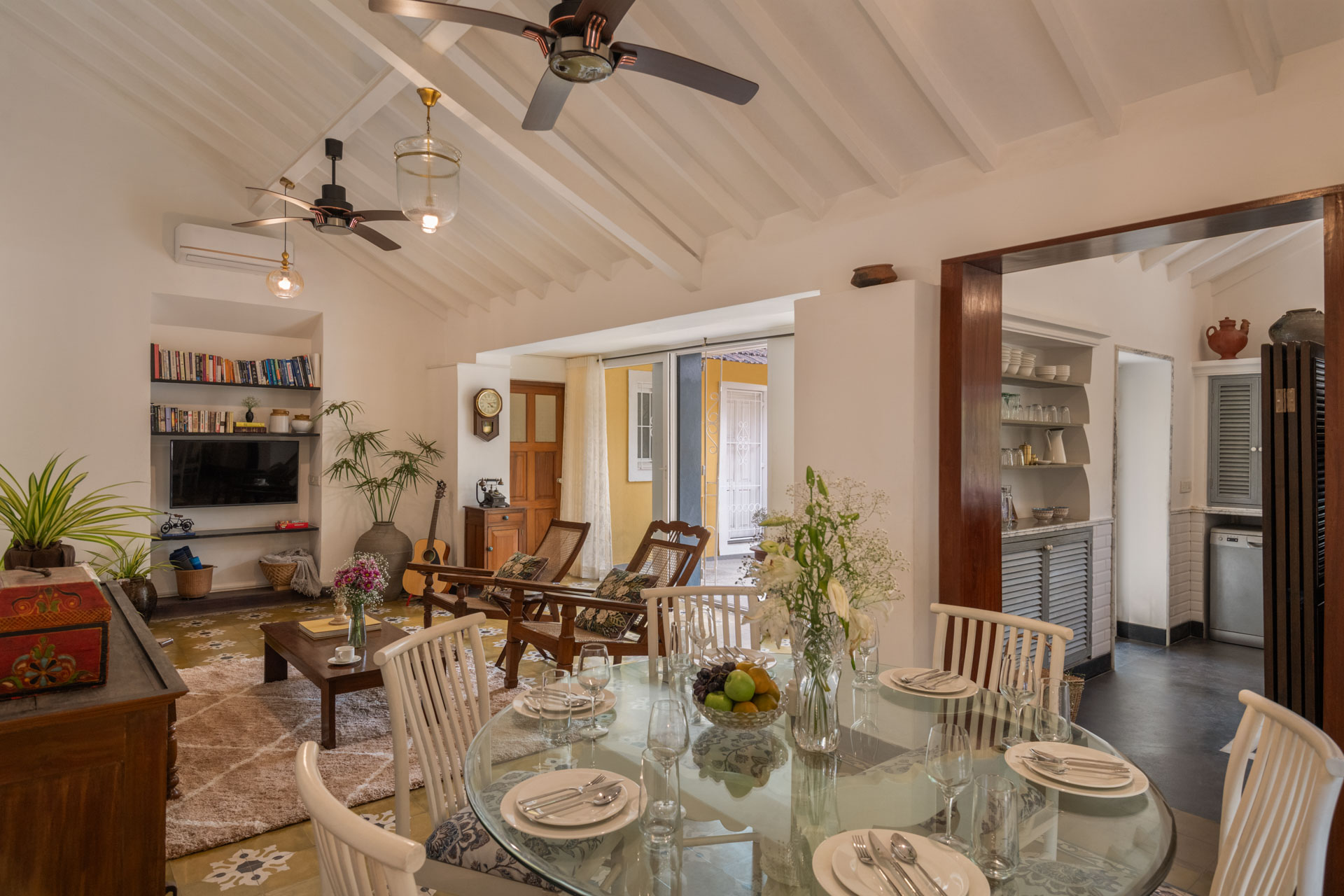 Casa Dora