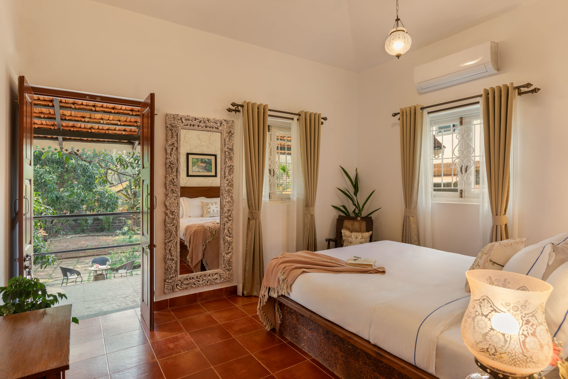 Casa Dora