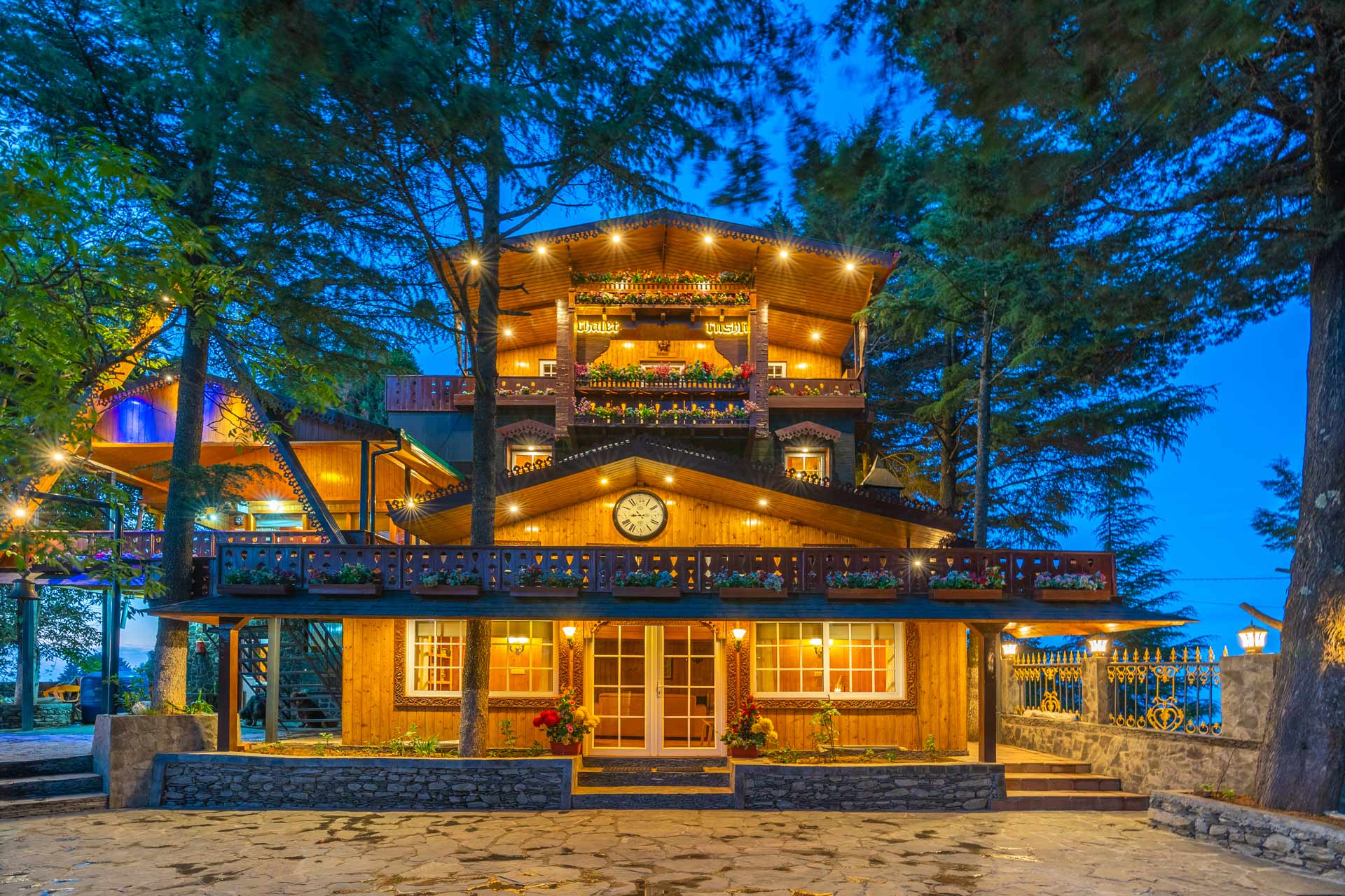 Lush @ Chalet Rushli - Kanatal