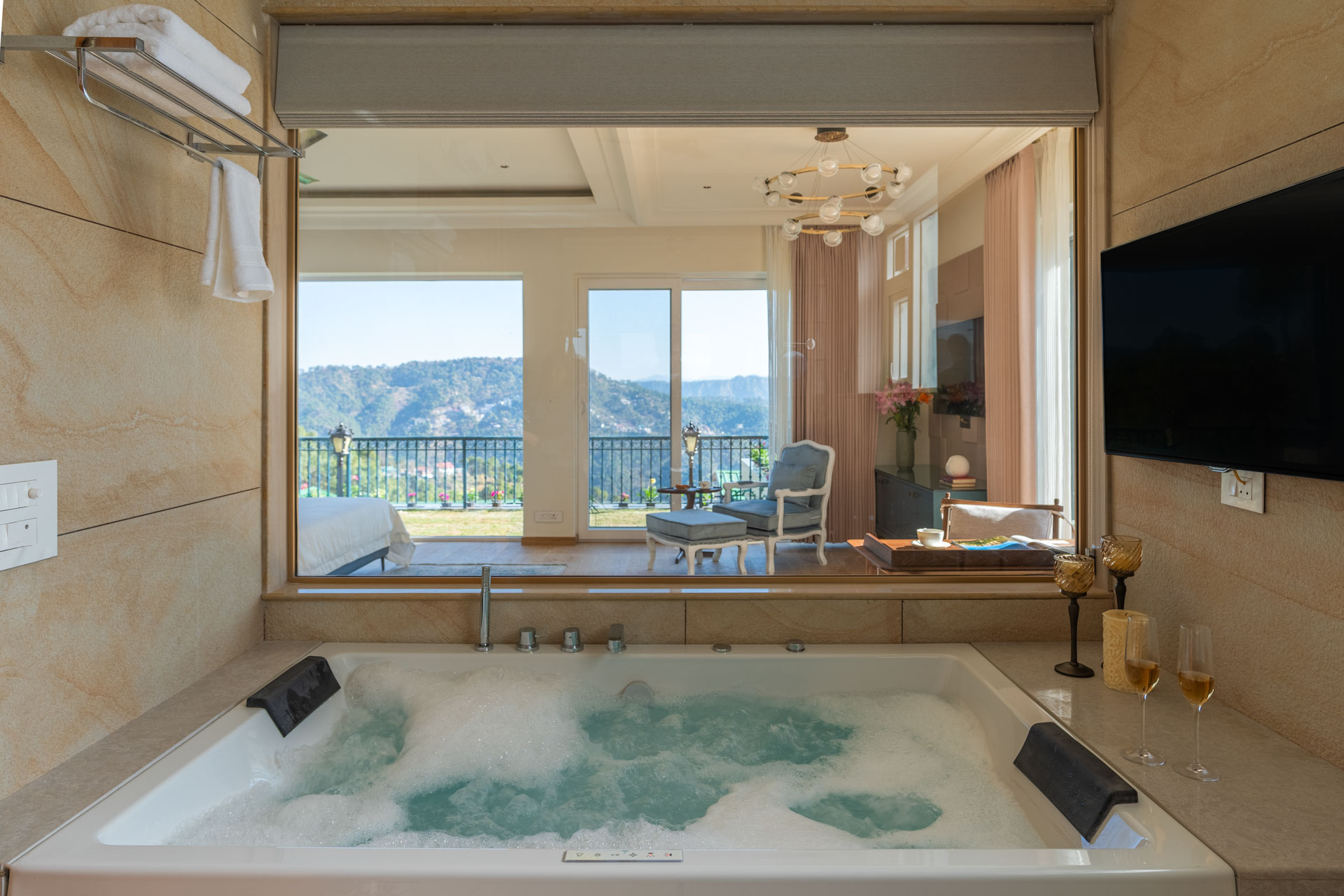 Chestnut Manor