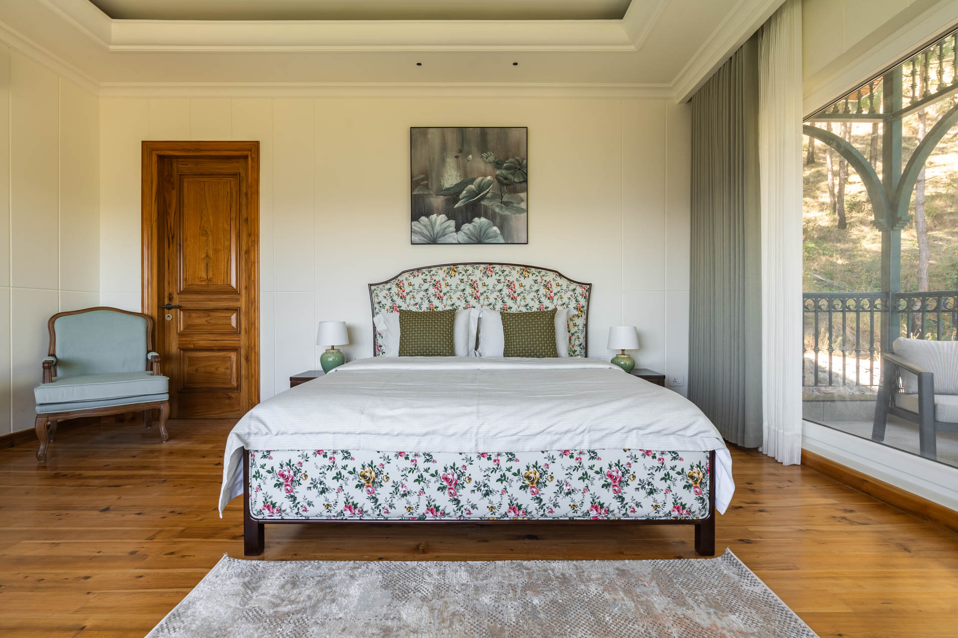 Chestnut Manor