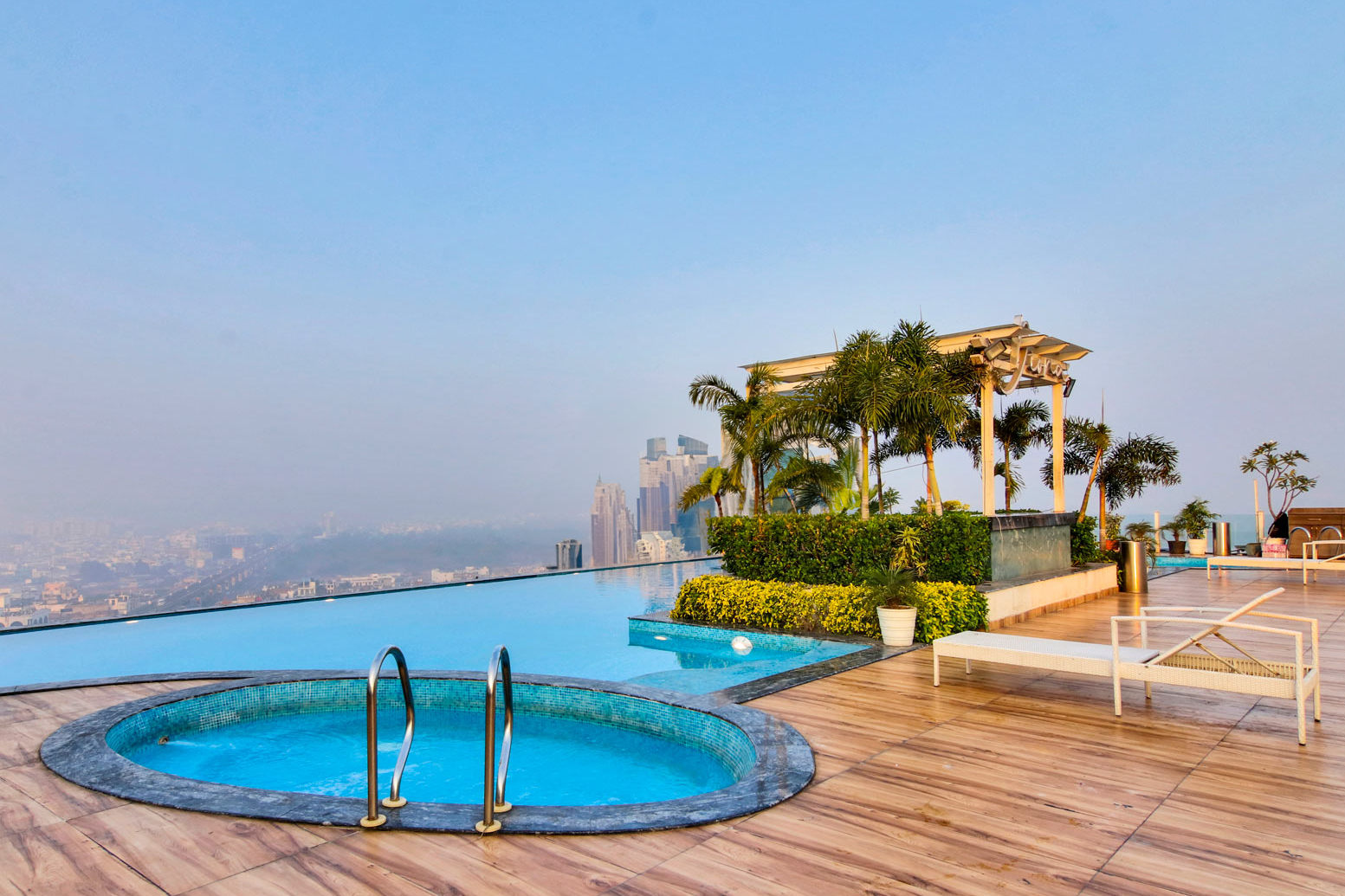 Cloud @ Skyline Studio Apartments