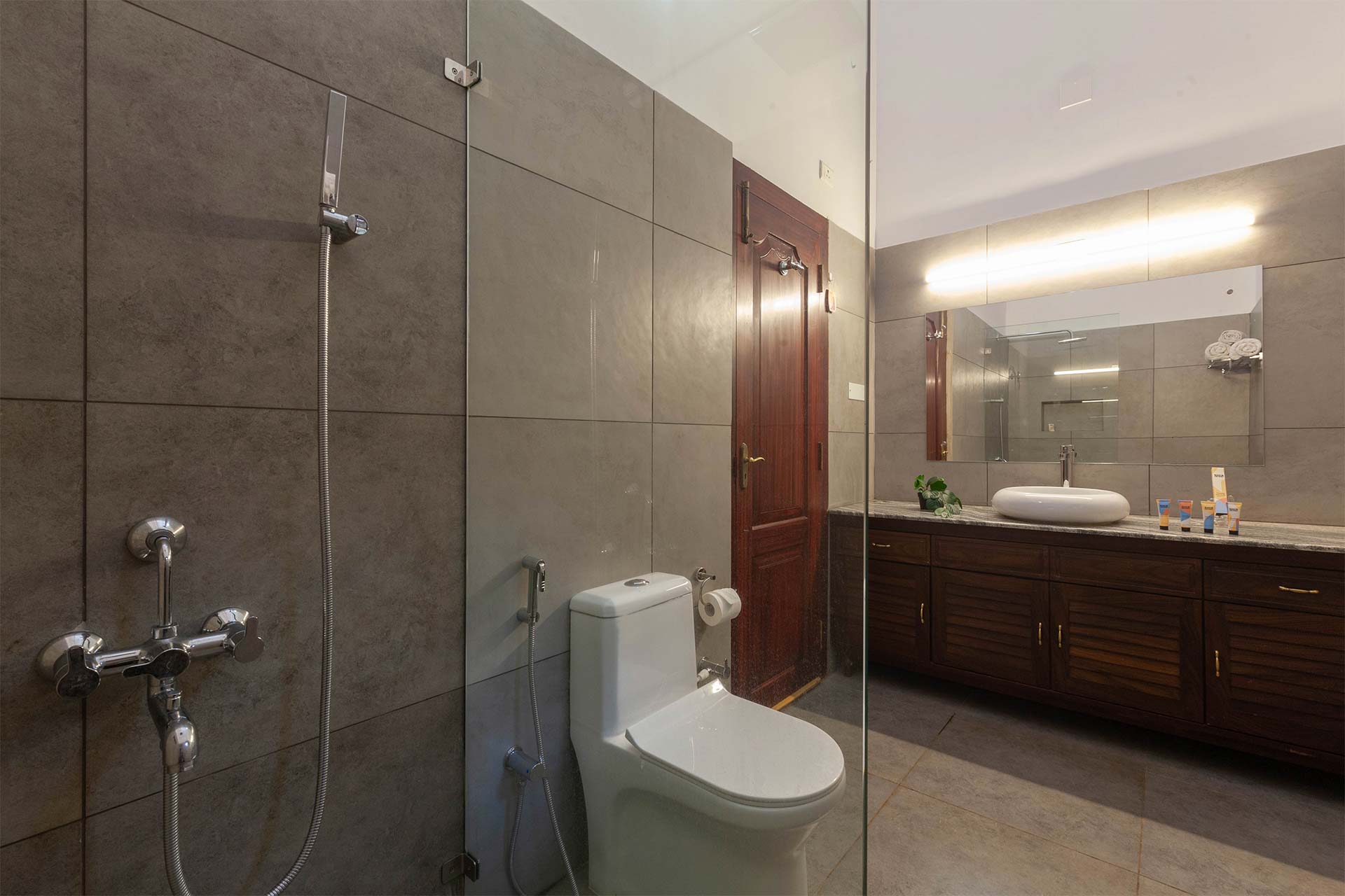 Crystal Homestay