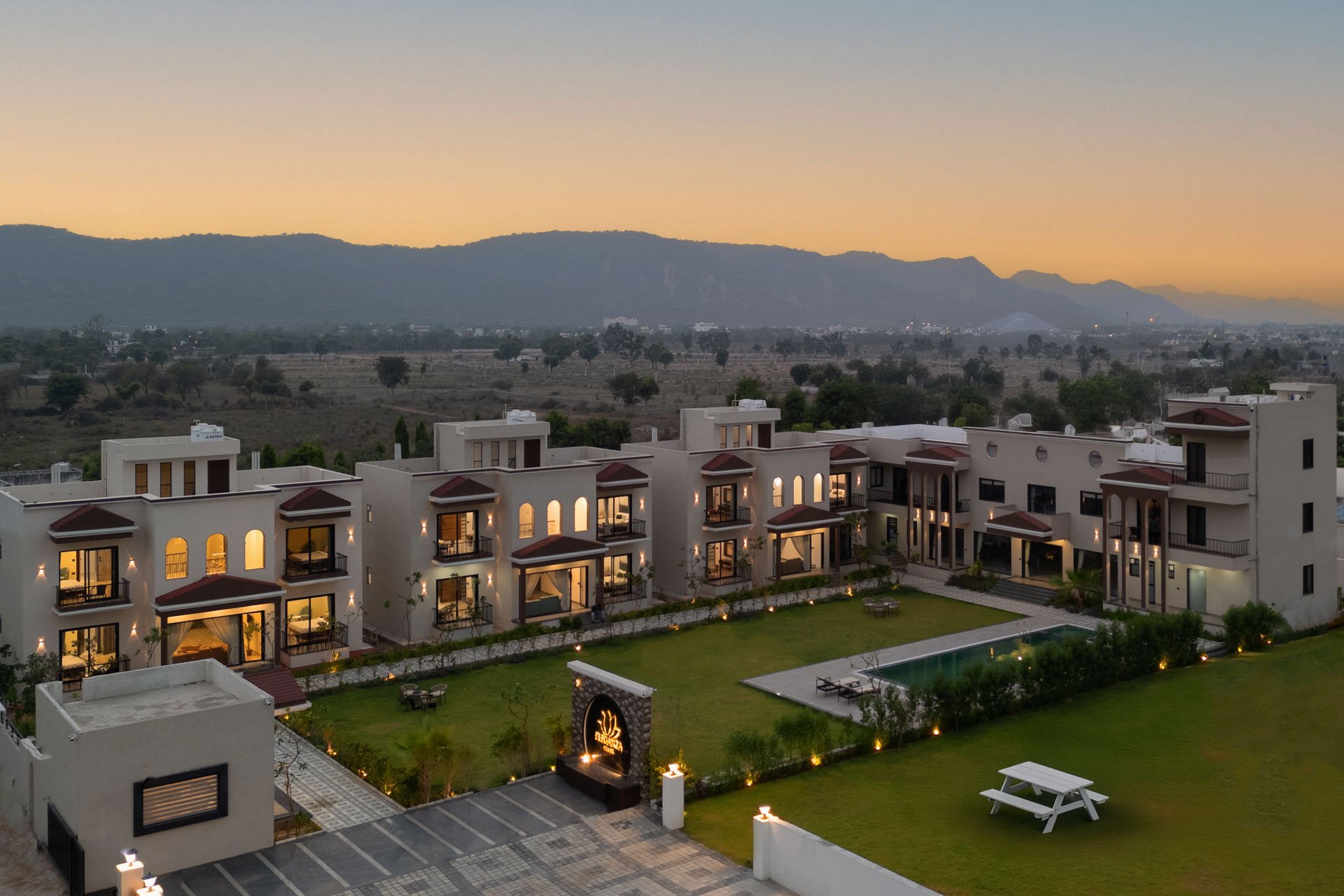 The Grand @ Eleganza Villas