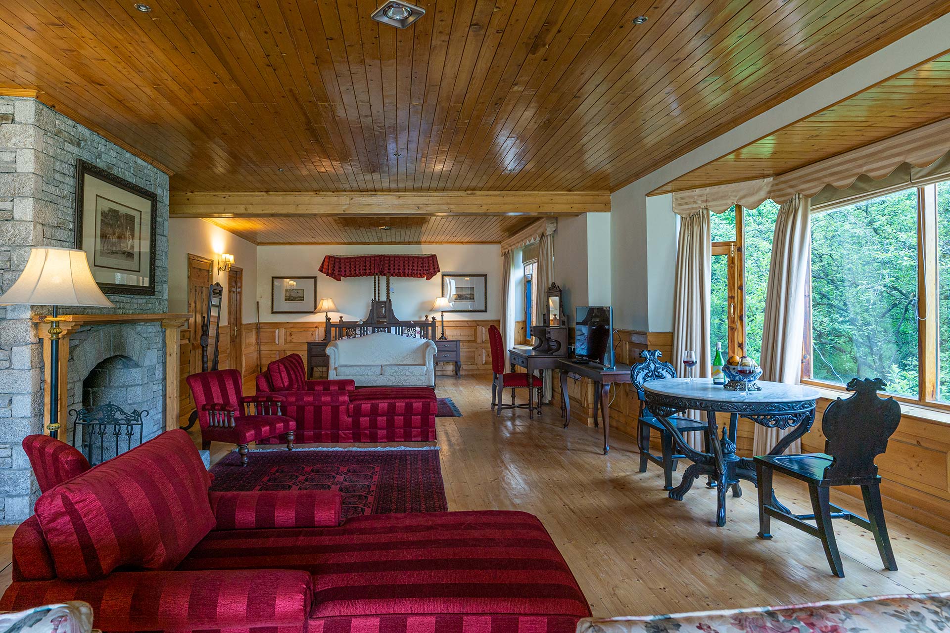 Family Chamber @ The Imperial Estate