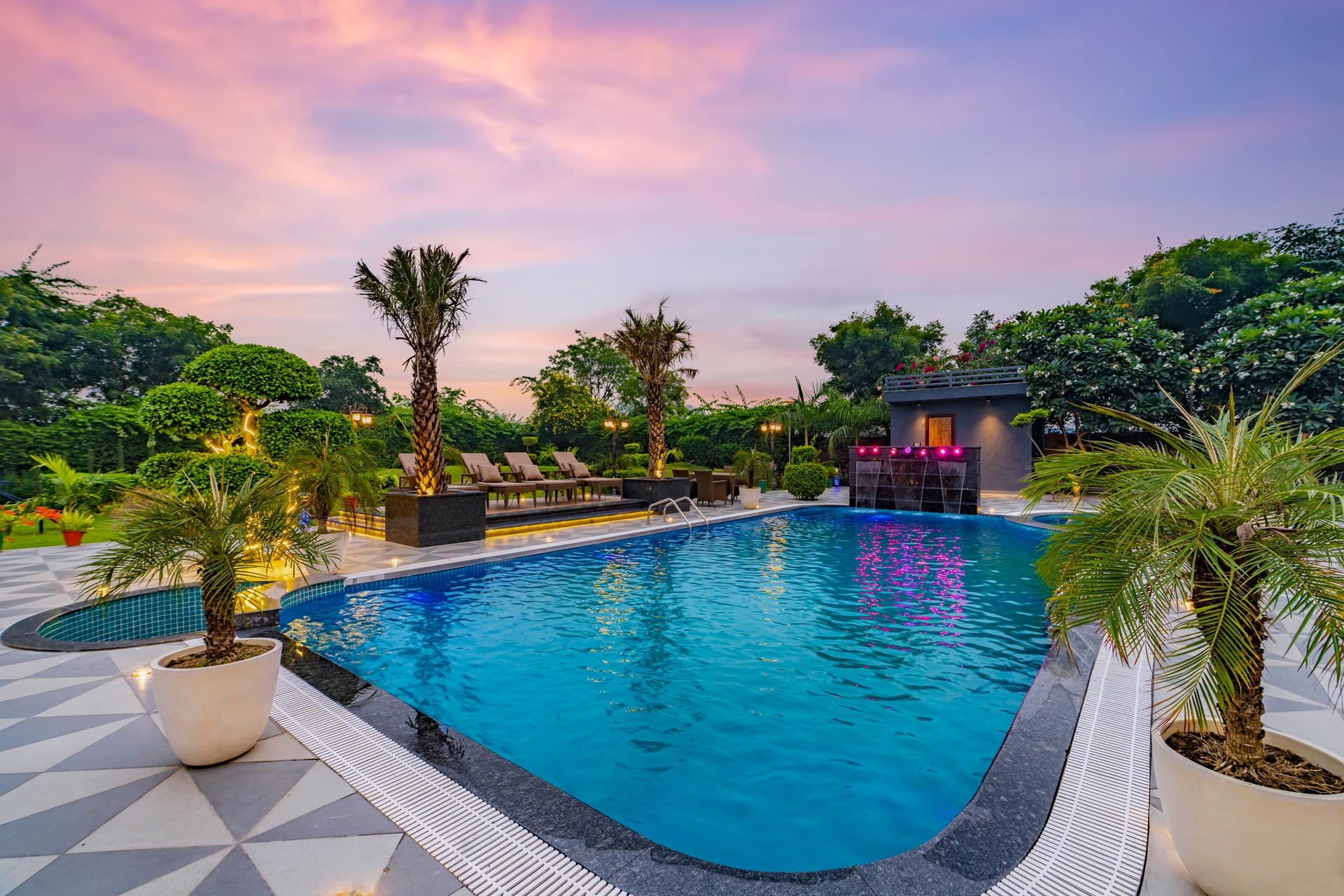 Hampton Acres W/ Outdoor Pool - Sohna - Image 3