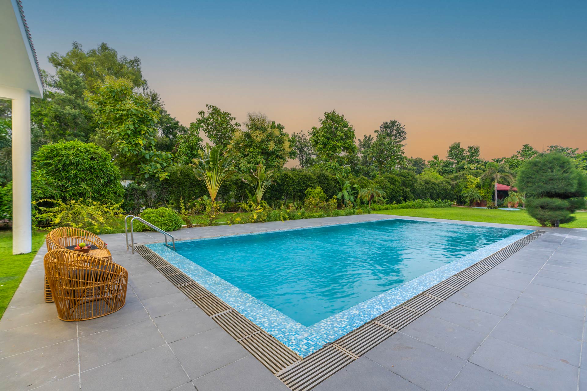 Imperial Isle - Sohna w/ Pool