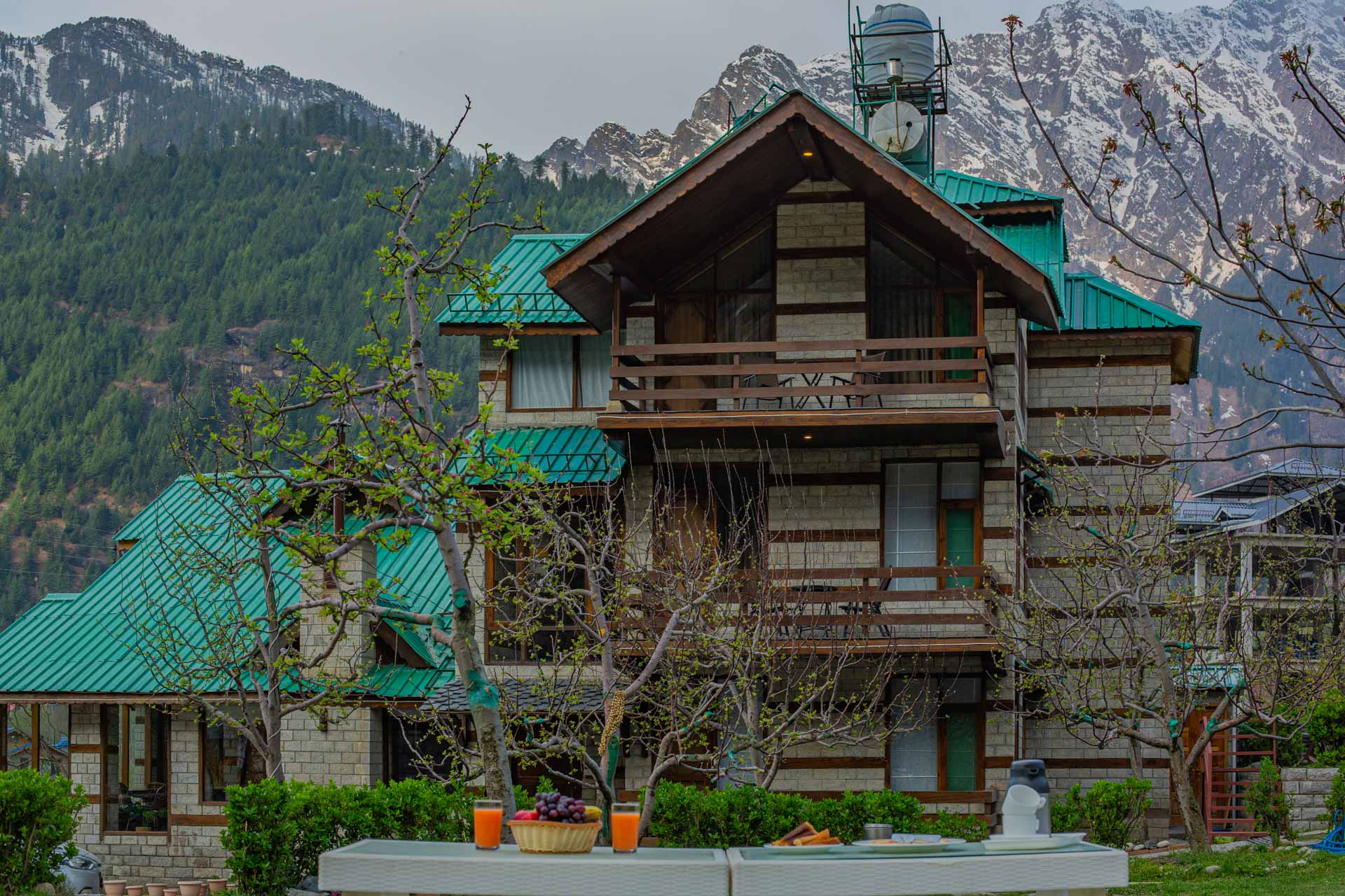 Lost in the Alps - Image 4
