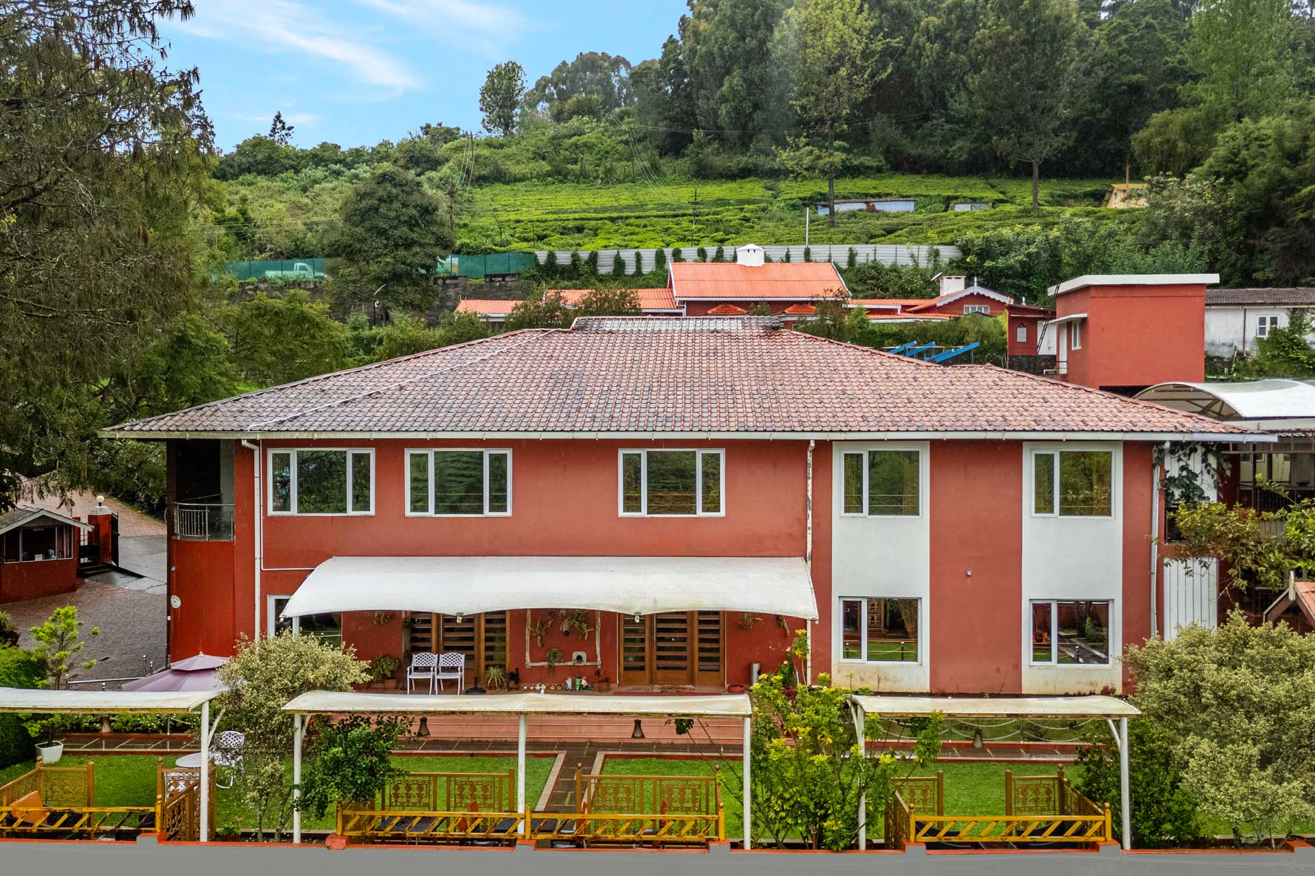 Luxury Room @ Lakshmi Retreat - Kotagiri - Image 3