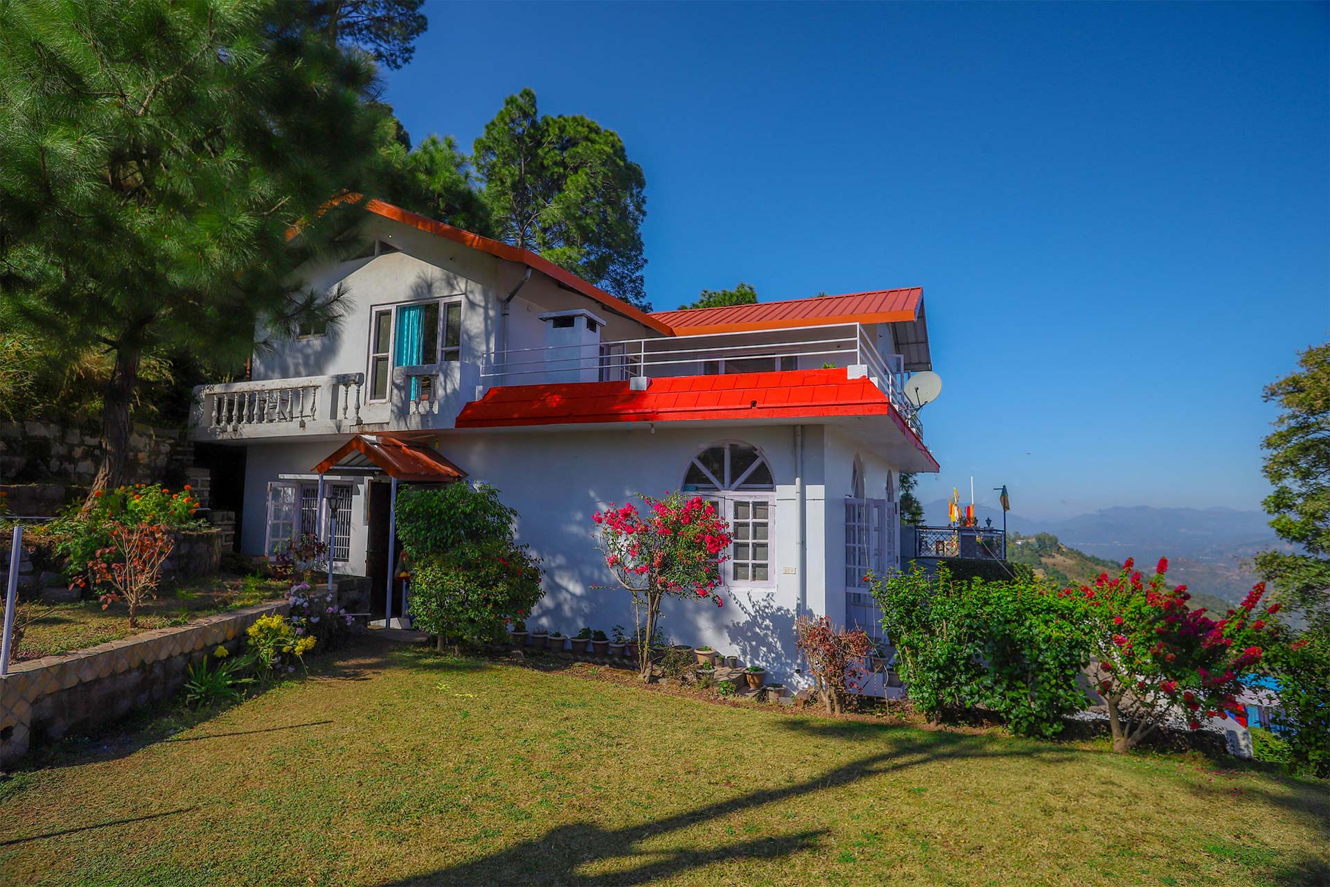 Misty Mountains Cottage - Image 2