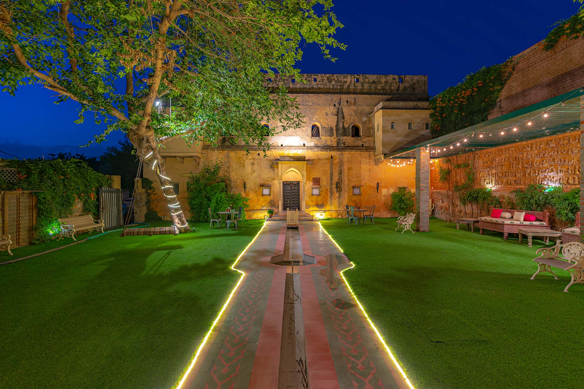 Neem @ Khohar Haveli - Gurgaon W/ Breakfast Included - Image 3