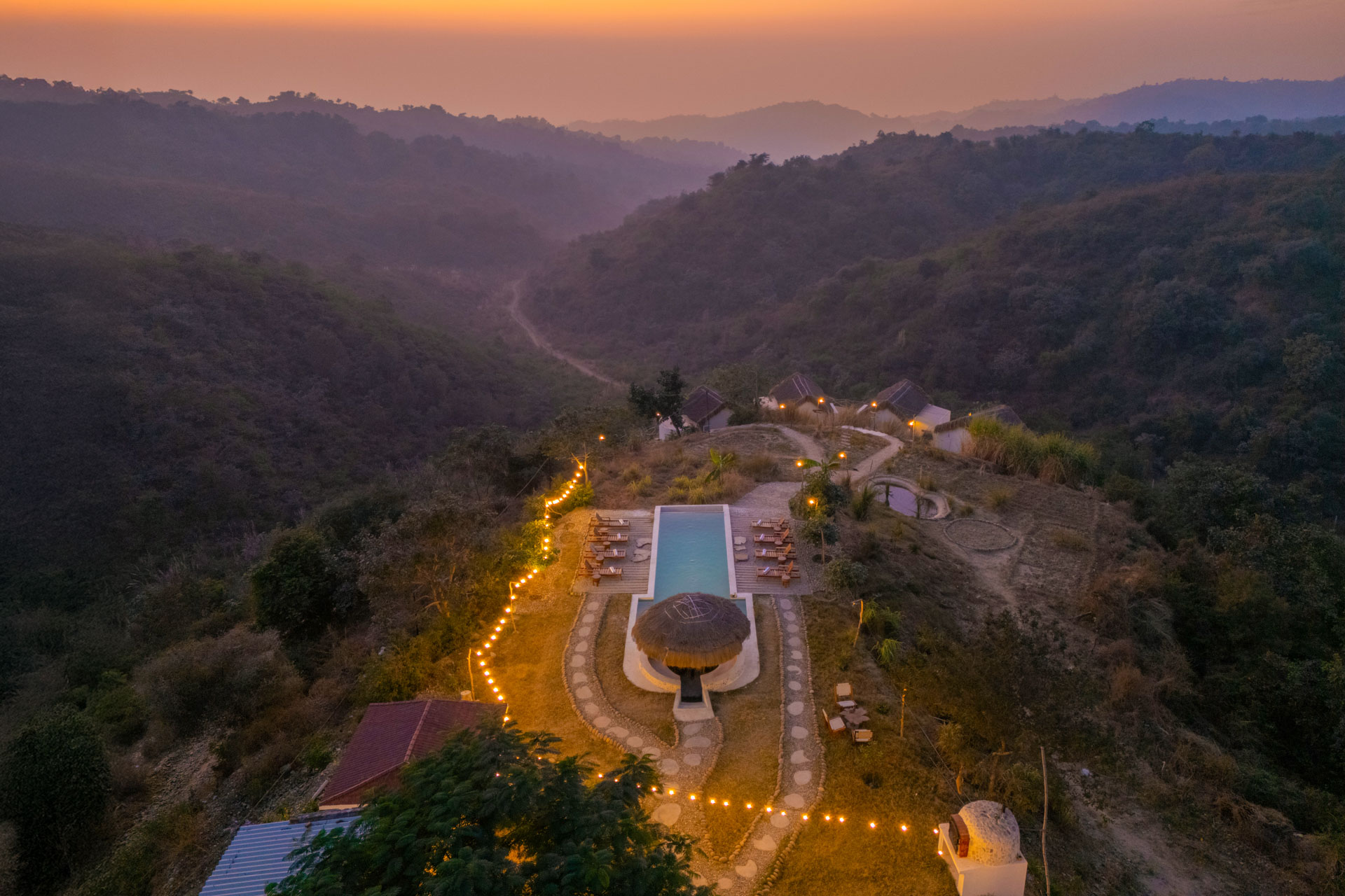 Palaash @ Artisanal Heights w/ Jacuzzi and Infinity Pool