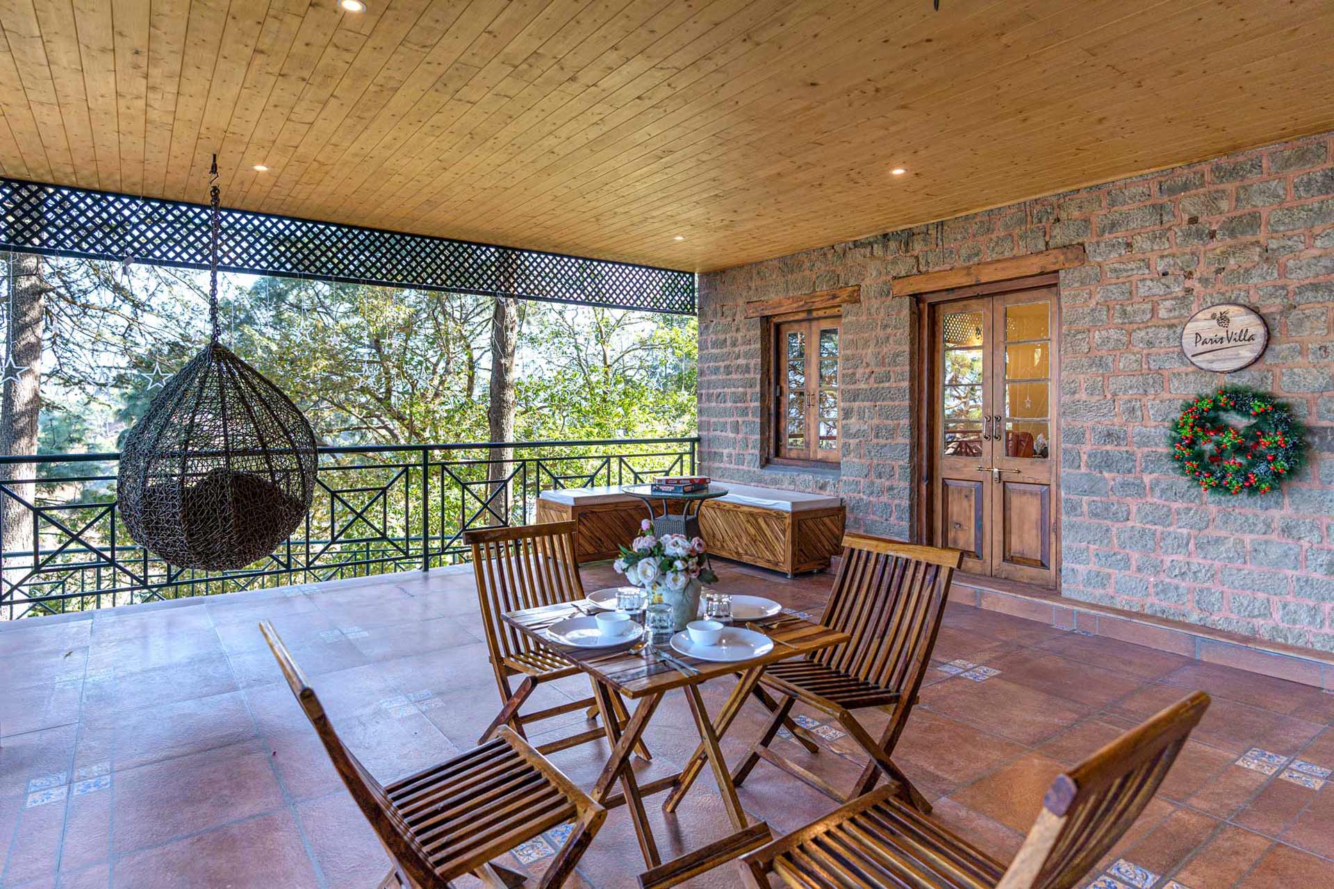 Paris Villa W/ Outdoor Pool