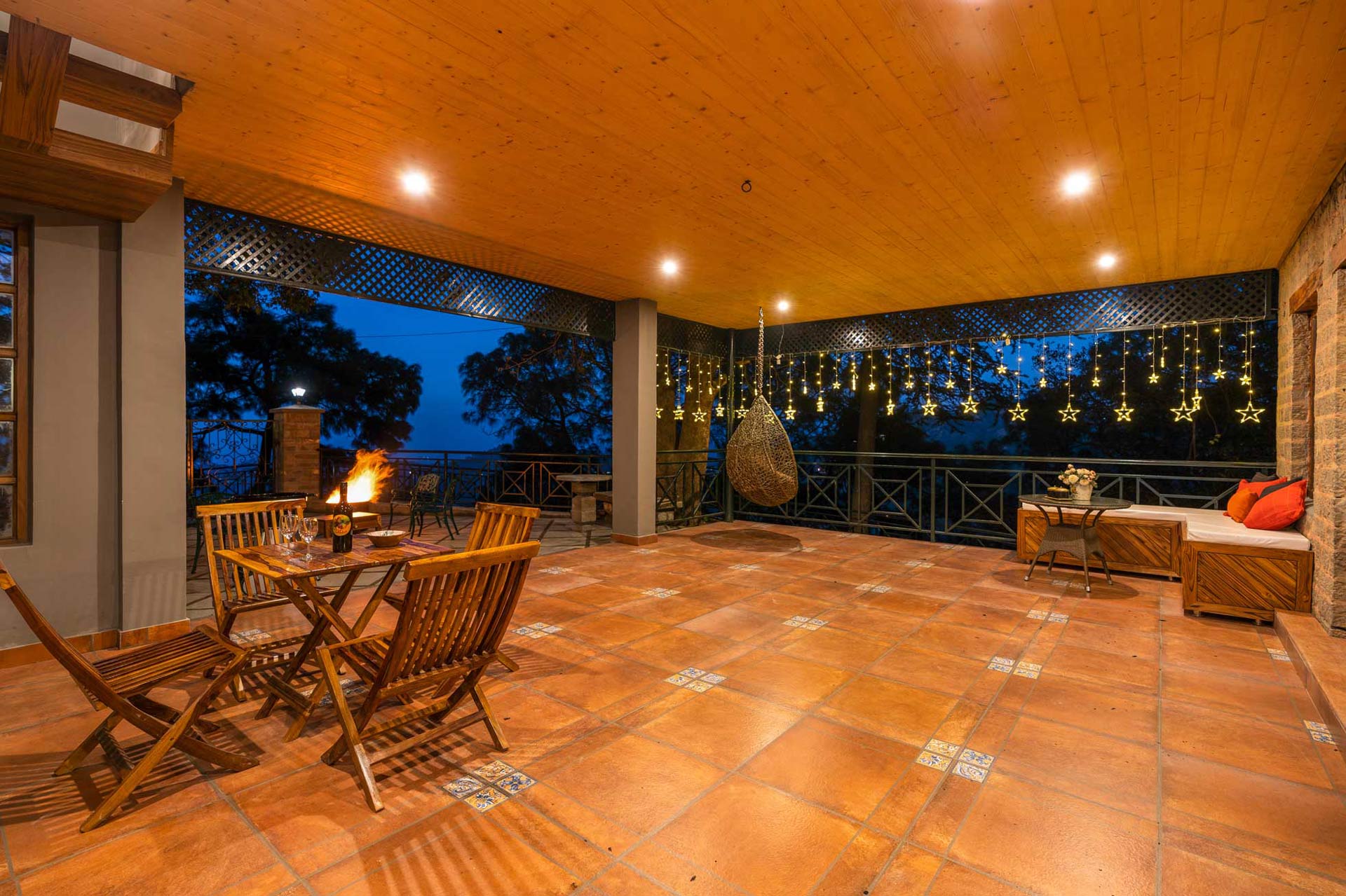 Paris Villa W/ Outdoor Pool