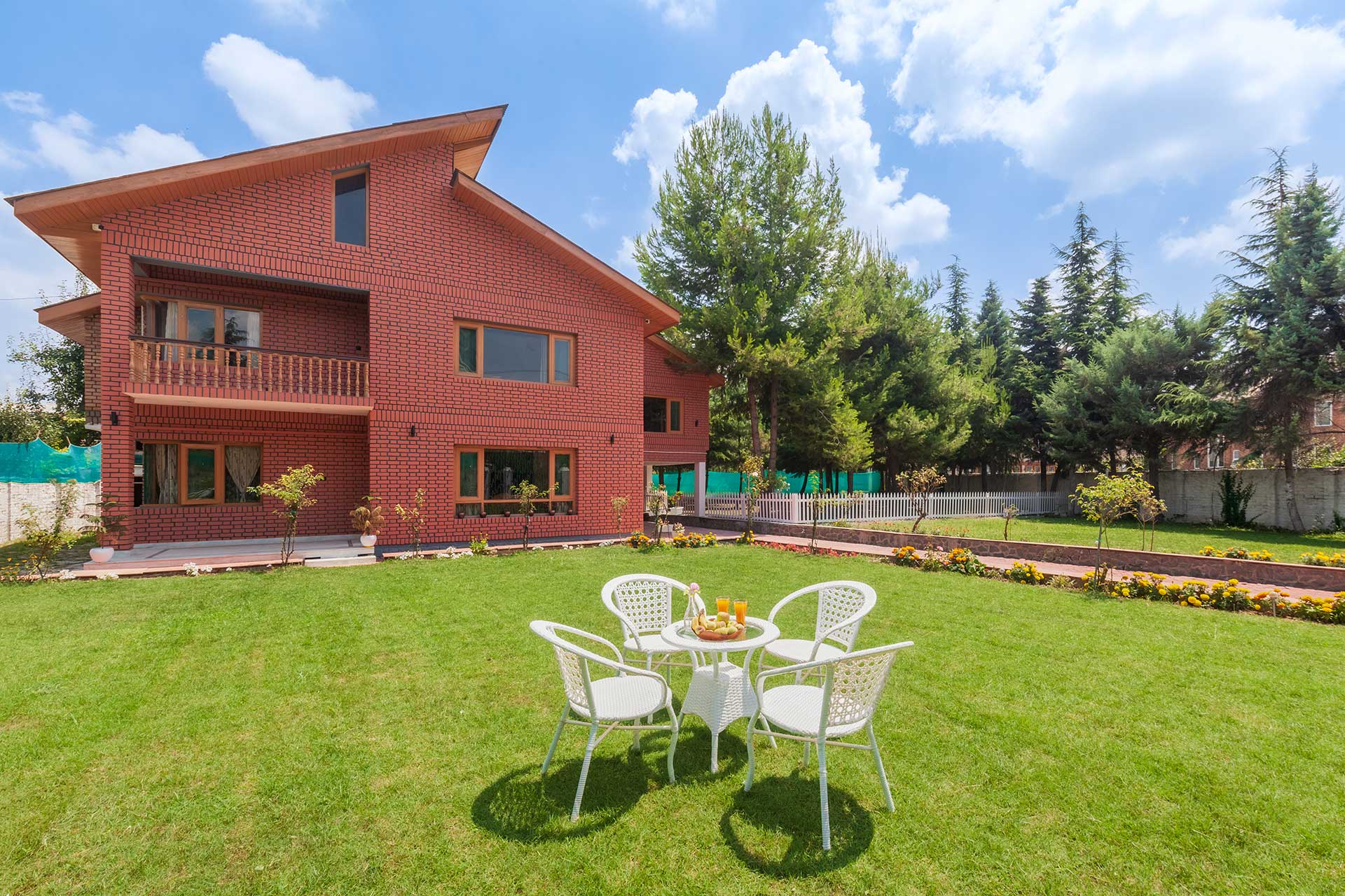 Pinewood Villa
