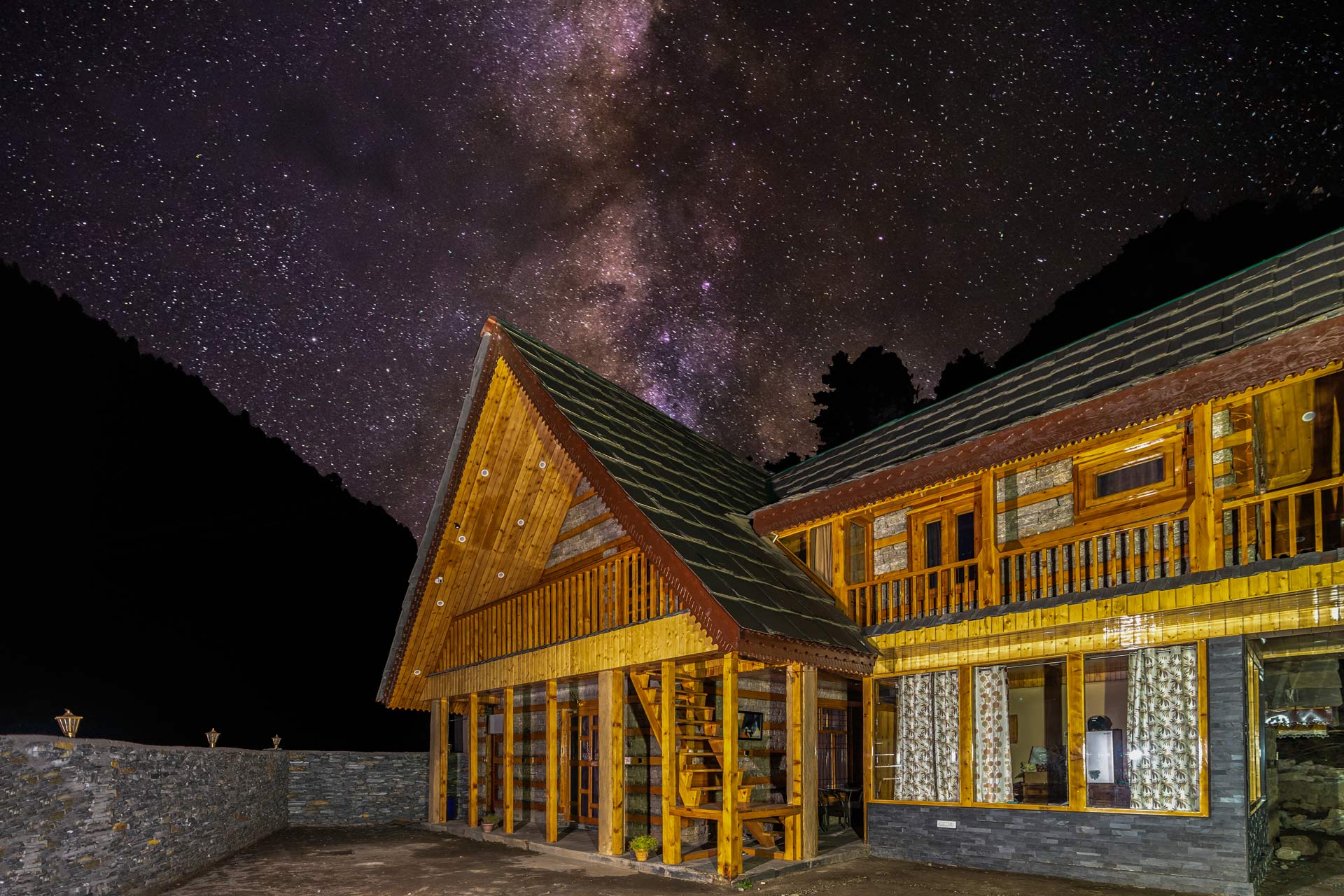 Rustic Loft 1 @ Wisteria Whispers