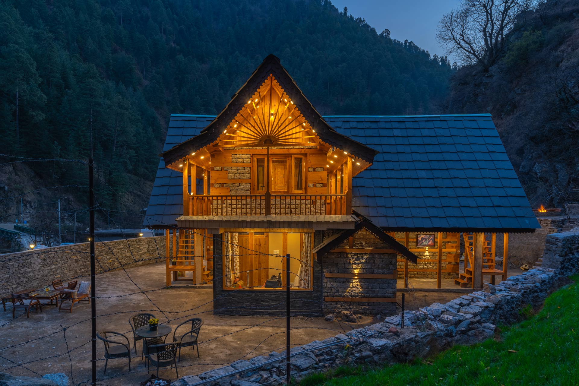 Rustic Loft 1 @ Wisteria Whispers