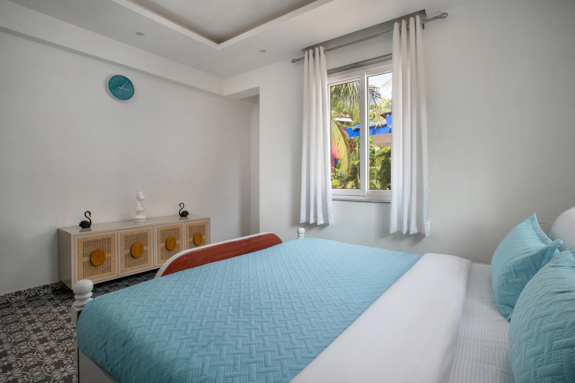 Tarika’s Santorini Haven