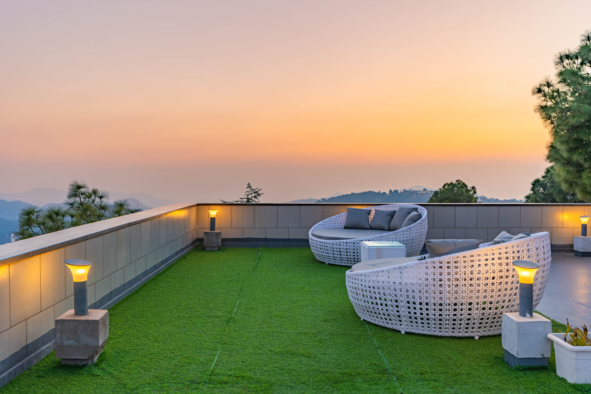 Serene w/ Outdoor Bonfire