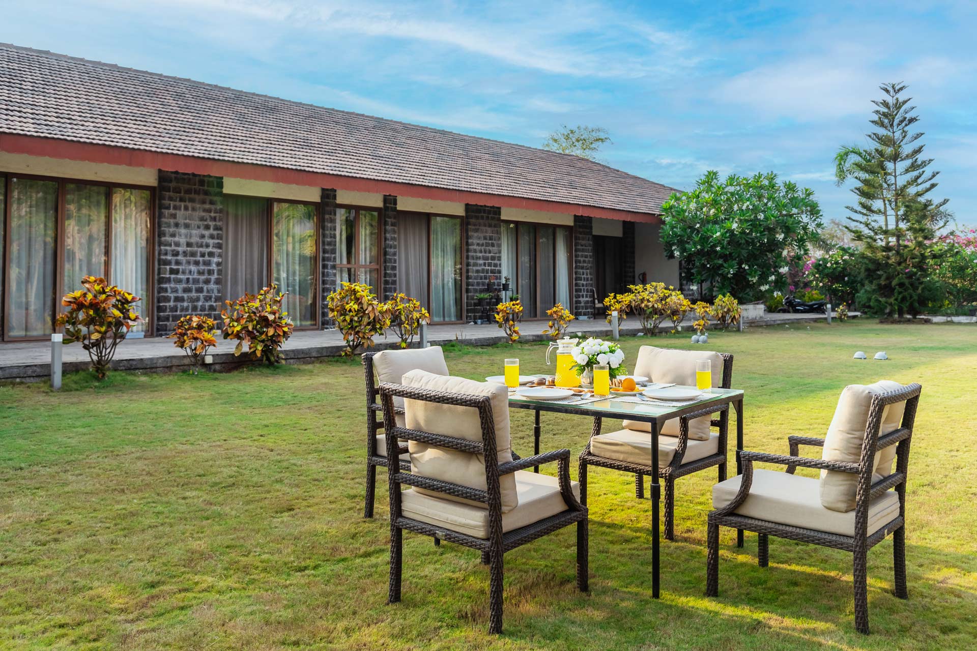 Book Your Luxurious Stay Umber Villa In Alibaug, Maharashtra
