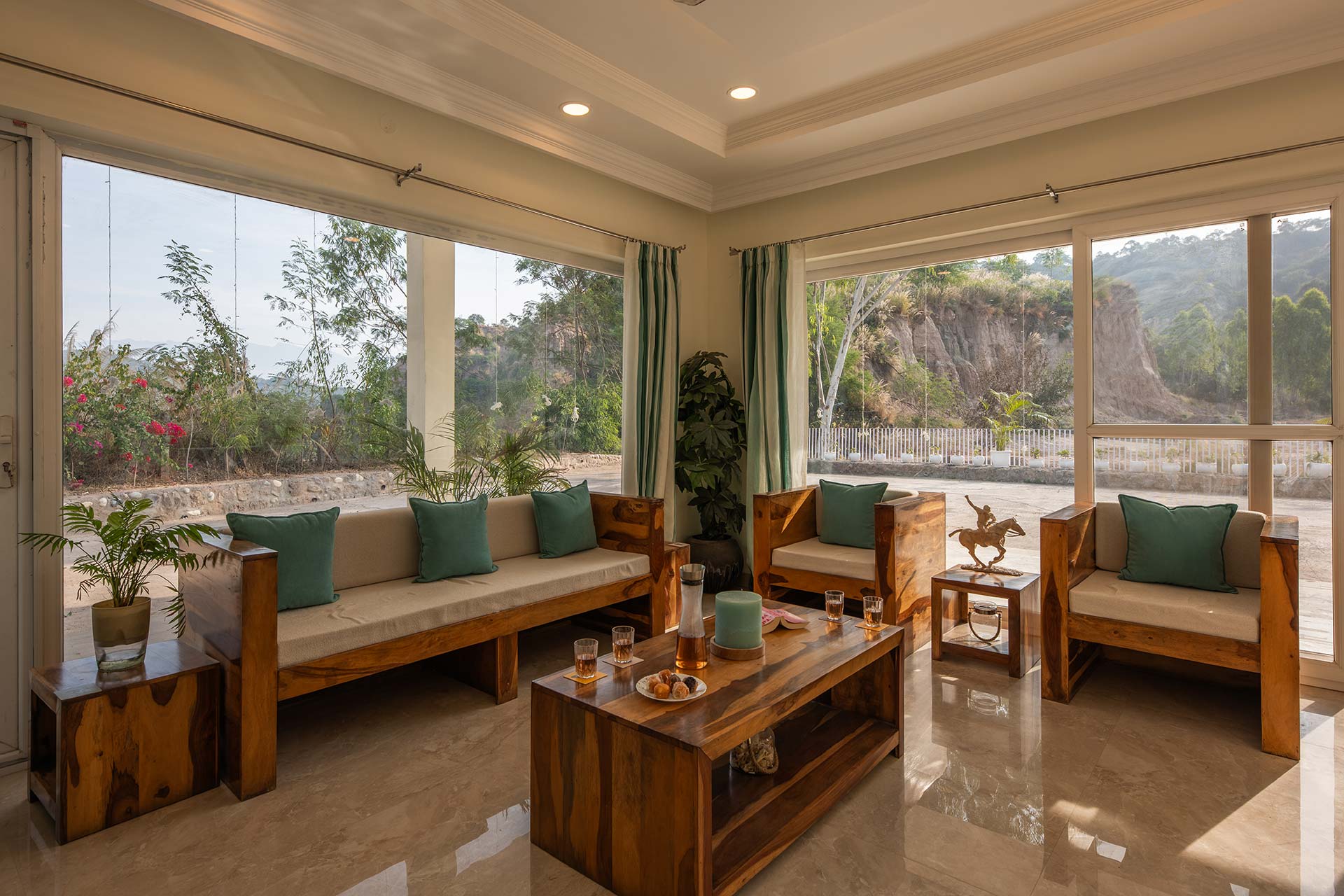 Silver Slopes w/outdoor pool - Image 4