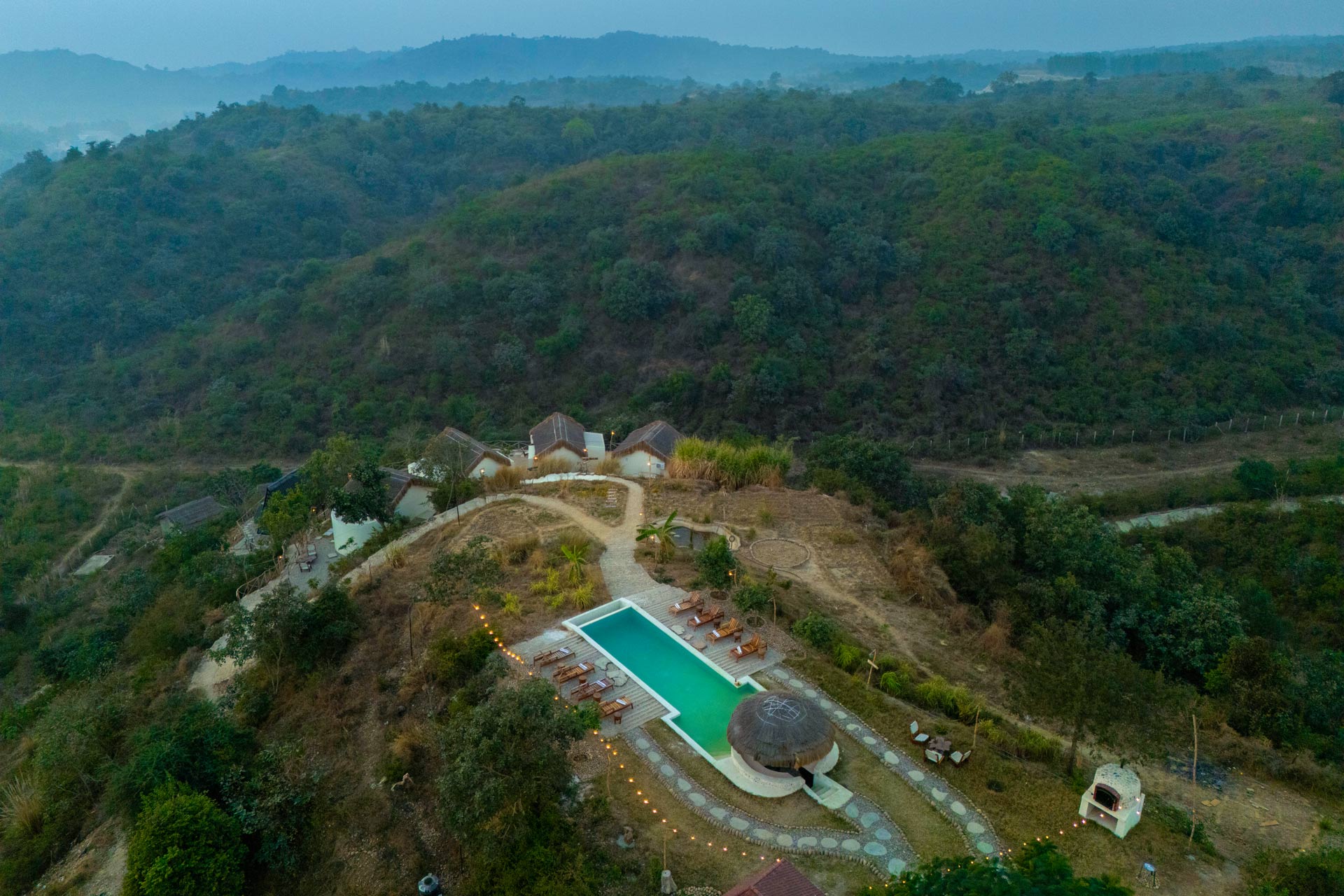 Srinh @ Artisanal Heights w/ Jacuzzi and Infinity Pool