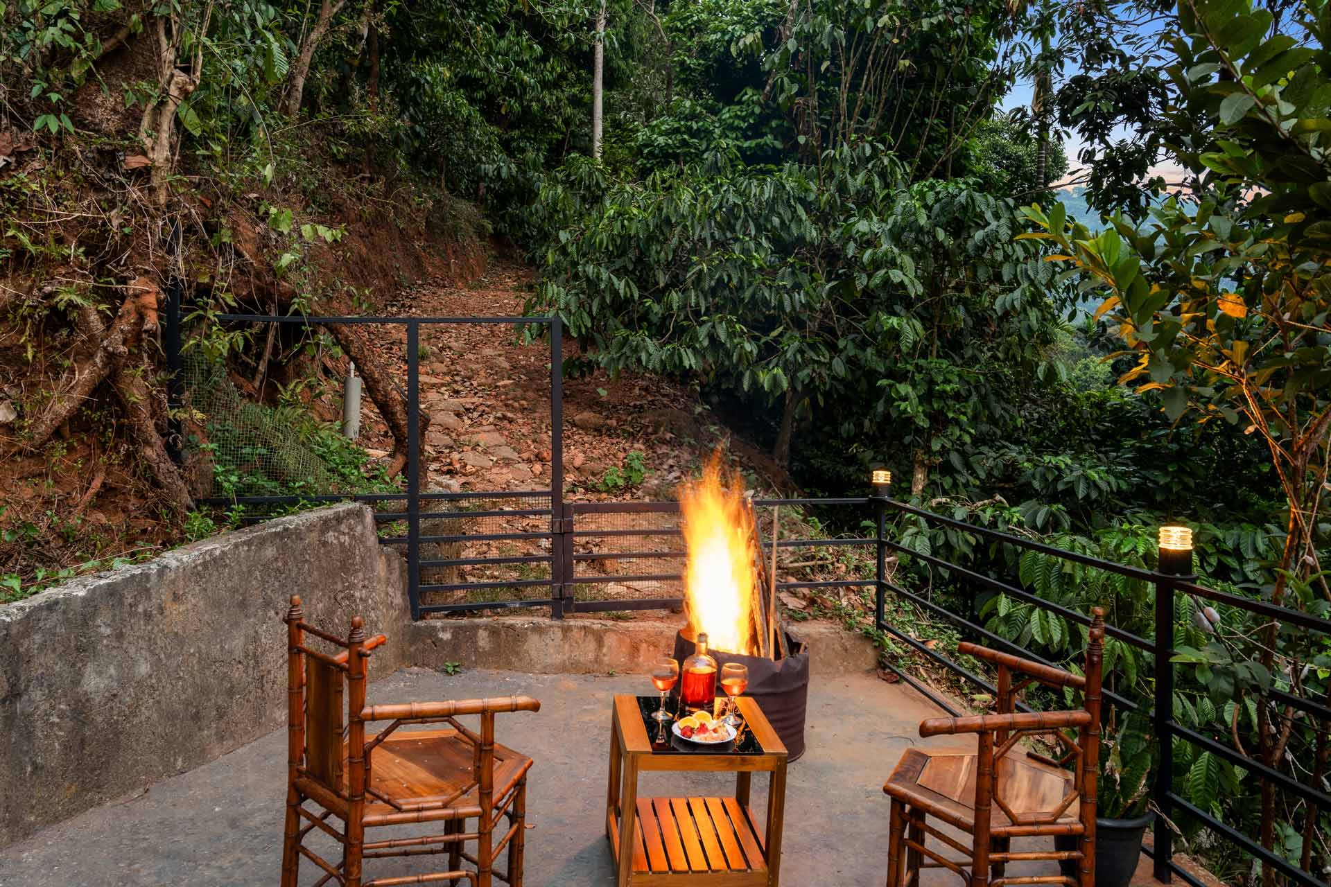 The Black Bean Cottage - Image 3