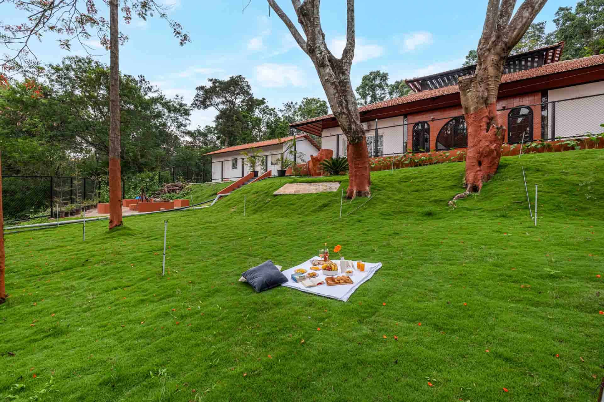 The Estate Villa